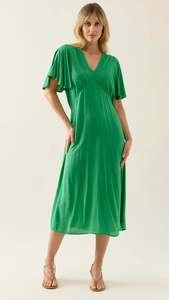 Midi Dresses: Oline Midi Dress Green