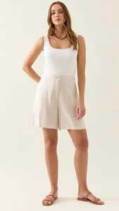 Shorts 1: Ingrid Short Canvas