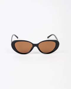 Stella Gemma 1: Stella Sahara Sunglasses Black 706