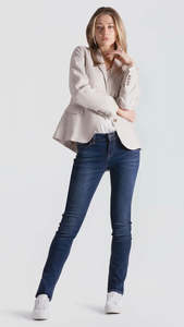 Jeans: Aspen Y Sian Wash