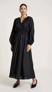 Midi Dresses: Bajau Maxi Dress Black