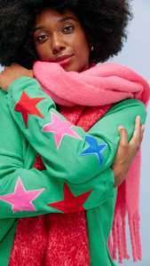 Knit Tops: Vermont Star V Neck Jumper Green