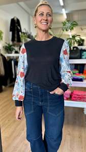 Friends Of The Fox: Riley Knit Top Floral