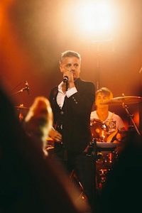 Hire an MC in Auckland: The Perfect Master of Ceremonies for Your Event