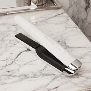 Ghd: GHD Unplugged Styler White