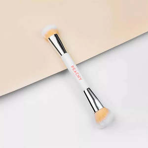 Peachy Lip Co: Peachy Contour & Blush Brush