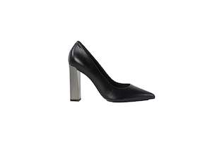 Pumps: Colette