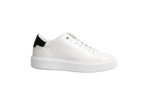 Sneakers: Lornea - White