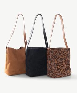 Products: Emma Shoulder Bag