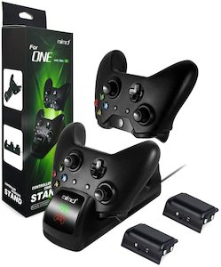 Gaming: Xbox One Controller Charger Dock