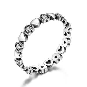 Rings: Black Hearts Ring