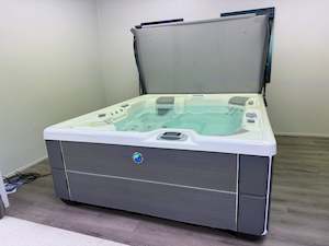 Floor Models: Floor Model HotSpring Highlife Sovereign