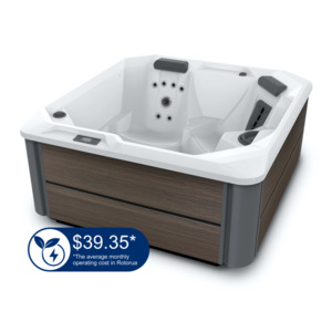 Hot Spot Collection: HotSpot SX | 1.83m x 1.96m x 0.84m h | Seats 3-4