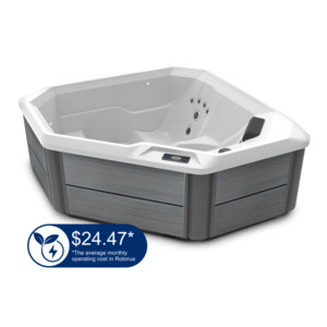 Hot Spot Collection: HotSpot TX | 1.83m x 1.83m x 0.74m h | Seats 2