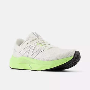New Balance FuelCell Propel v5 Women’s Running Shoe - wide