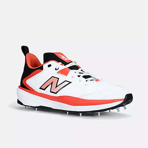 Sports Gear Cricket Shoes: New Balance 4030v6 Cricket Shoes (2E)