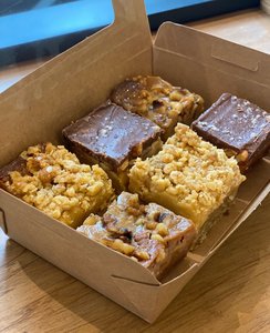 Products: The Caramel Box