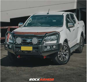 Rockarmor Elite Steel Bullbar (option for Spotties and Winch combo) to suit Hold&hellip;