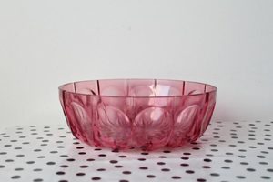 Vintage Pink Faceted Bowl - The Style Aesthetic