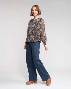 Knewe: Lexie Top