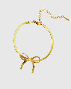 Accessories: Ribbon Bracelet