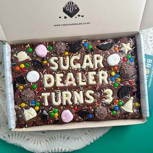 Custom: Mega custom message birthday brownie