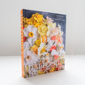 Products: Daffodils: Beautiful Varieties For Home & Garden - Naomi Slade thesundaysociety