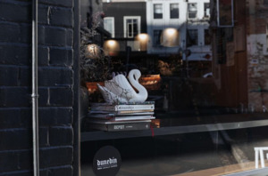 Products: Swan Gift Card
