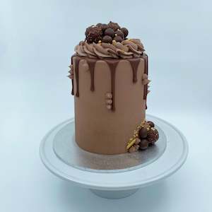 Cakes: The Chocoholic Cake