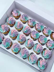 Mini Cupcakes: Coloured Mini Cupcakes