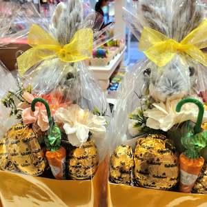 Easter Rabbit Yellow Posie