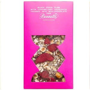 Nz Handmade Chocolates: Bennetts Chocolate Bar - PLUM CRUMBLE
