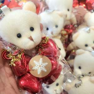 Christmas: Teddy with Chocolate Hearts Xmas