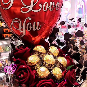 Red Roses Chocolate Bouquet Balloon