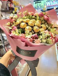 English Dutch Collections: Whild flower Chocolate Bouquet Large_Annalee