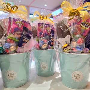 Easter Collections: Easter Tin