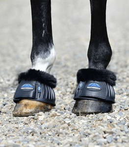 Products: Weatherbeeta Tough-Tec Prime Fleece Trim Rubber Bell Boots