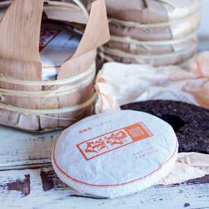 Products: Organic Aged Menghai Shou Pu-erh - The Tea Thief NZ