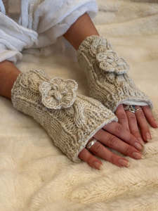 Autumn Favourites: Merino wool fingerless gloves | Alabaster White