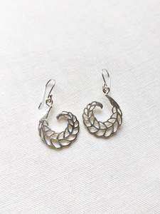 Gifts Under 10: Wreath Earrings