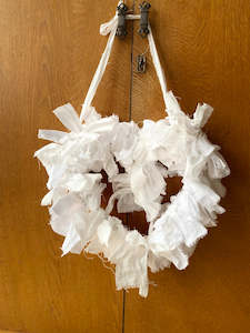 Leftover Linen Love: Lohi Linen Leftover Love Heart