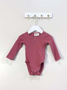 Karibou Kids ribbed willow bodysuit (6-12m)
