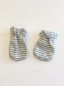 Nature Baby organic mittens (0-3m)