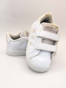 Adidas grand court sneakers (6.5UK)