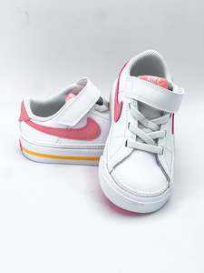 BNWOT Nike court legacy sneakers (6.5UK)