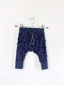 Hux organic animal play pant - ink (3-6m)