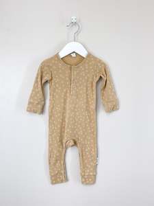 Hux organic rib bee onesie (6-12m)