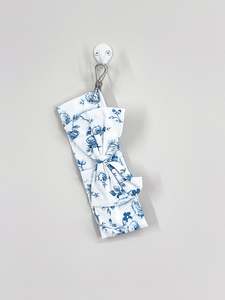 La Sienna: BNWOT La Sienna floral bow headband (3-6y)