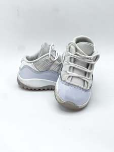 For The Babes: Nike Air Jordan 11 retro low sneakers (5.5UK)