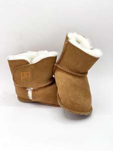 Peter Alexander sheepskin boots (12-18m)